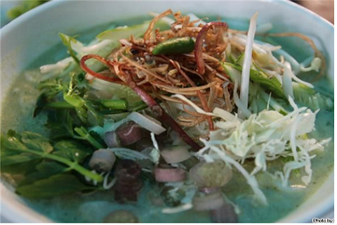 크메르 국수(Nom banh chok)