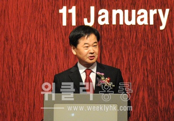 ▲ 신년인사를 하는 신홍우 상공회장