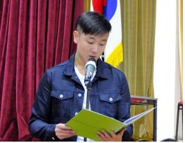 <재학생 대표로 5학년 김소명 학생이 송사를 했고, 고등과정 허재창 학생이 졸업생 대표로 답사를 하며 이별의 아쉬움을 전했다. >
