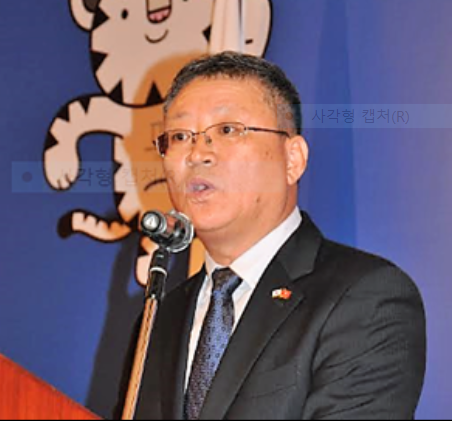 축사를 하고 있는 윤병희 상공회장